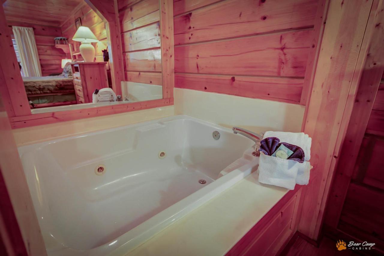 Time To Cuddle, Wifi, Near Pigeon Forge, 1089 Free Tickets Each Paid Day, Dollywood And More Exterior photo